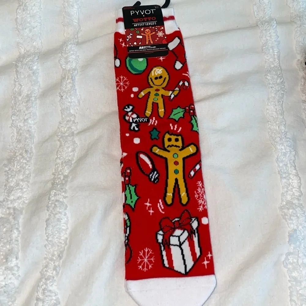 Red Gingerbread Holiday Socks